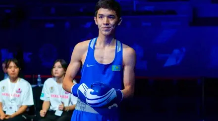 Казахстанский боксер вышел в полуфинал чемпионата Азии