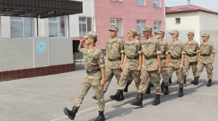 Десять однокурсников проходят службу в одной воинской части Нацгвардии в Таразе