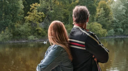 Дочь пыталась выгнать родного отца из дома в Казахстане