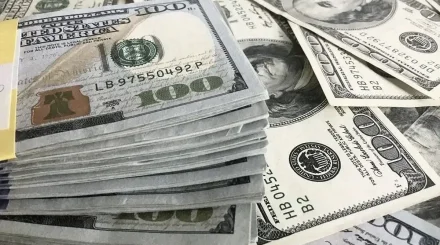 Доллар по 500 тенге? Экономисты ухудшили прогноз для Казахстана