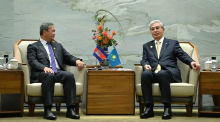 Қасым-Жомарт Тоқаев Камбоджа Премьер-министрімен кездесті
