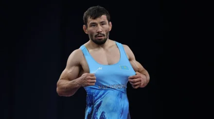 Демеу Жадраев Будапештегі турнирде алғашқы белдесуінде жеңілді