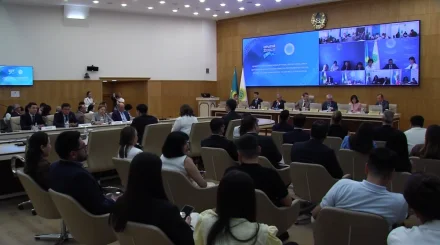 В ЦИК зарегистрировали партийные списки партии зеленых "Байтақ" и Народной партии Казахстана