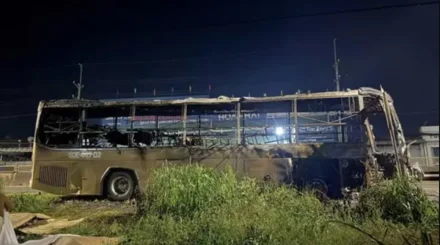 Семь человек заживо сгорели в слипинг басе во Вьетнаме