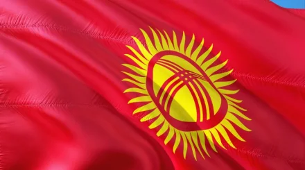 Топливный кризис: соседям Казахстана отправили первую партию бензина