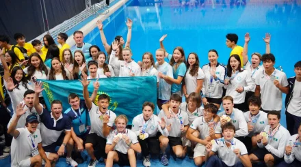 Қазақстандық жүзгіштер Азия чемпионатында 22 медаль жеңіп алды