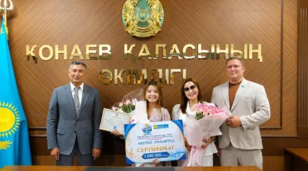 Қонаев қаласының әкімі «Славян базары» байқауының жеңімпазы Ақерке Амалятты қабылдады