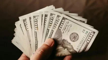 Доллар бағамы бір тәулікте күрт өсті