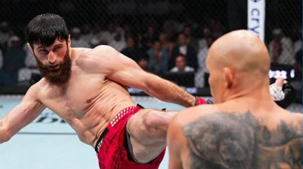 Магомед Анкалаев финишировал Богдана Гуськова на UFC в Абу-Даби