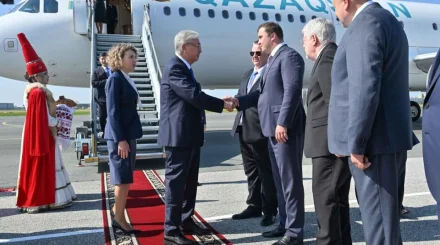 Президент Казахстана Касым-Жомарт Токаев прибыл в Омск