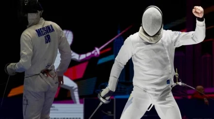 Қазақстандық семсершілер Гонконгтағы әлем чемпионатында үздік 32 спортшының қатарына өтті