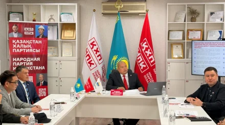 Экспертный диалог без популизма: депутаты НПК прибыли в Кокшетау
