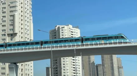 Поездка на LRT в Астане подешевеет до 167 тенге: как получить скидку