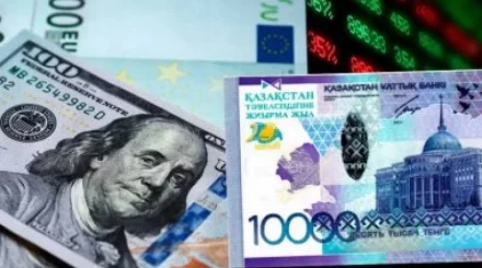 Тенге снова потеснил доллар