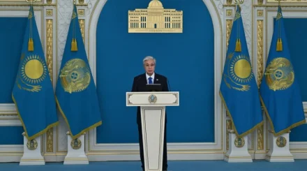«Главный мост между Европой и Азией»: Токаев запустил строительство трех автодорог
