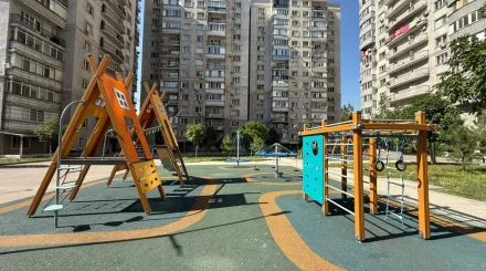 В Алмалинском районе Алматы завершен ремонт 30 дворов