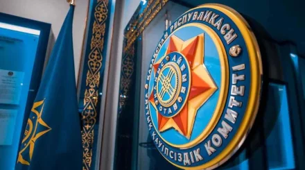 Валюта, топливо и оружие: контрабанду на 3,9 млрд тенге остановили на границе Казахстана