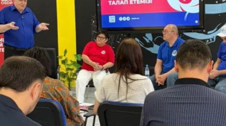  ЖСДП Өскеменде Кәсіподақтардың республикалық конгресін өткізді 