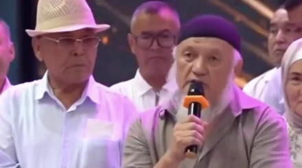 «Мужчины и женщины не должны сидеть вместе»: свадьба в Жетысае обернулась громким скандалом