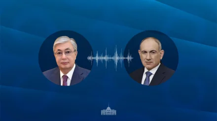 Токаев поздравил Пашиняна с переназначением на пост премьер-министра