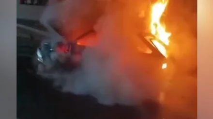  Шымкентте жеңіл автокөлік өртеніп кетті 