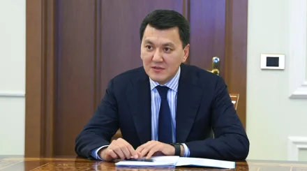 Ерлан Қарин тойда уағыз айтқан қонақтың әрекетін сынға алды