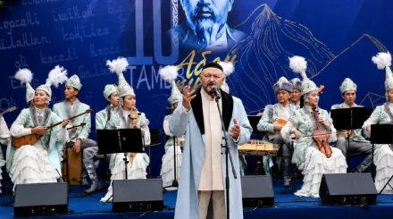   Абай күніне орай өткен іс-шараға 50 мыңнан астам адам қатысты   