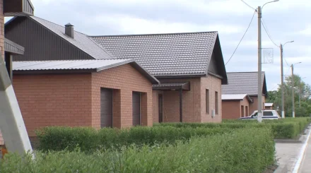 Атбасарда әйел көршісін пышақтап, пәтеріне қамап кеткен