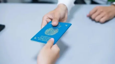Қазақстандықтар паспорт пен жеке куәлікті жаппай рәсімдеп жатыр