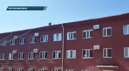  Петропавлда бес жасар бала қонақүй терезесінен құлап кетті 
