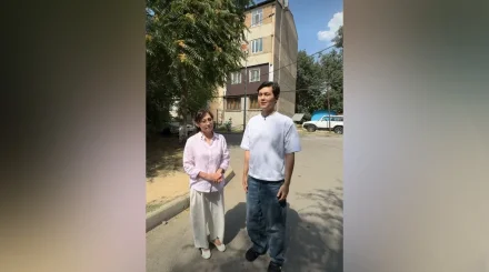 Певец Садраддин подарил квартиру многодетной матери (ВИДЕО)