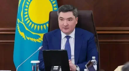 «Қанша қылмыстық іс қозғалып жатыр»: Бектенов әлеуметтік салаға ЖИ-ді енгізу жайлы айтты