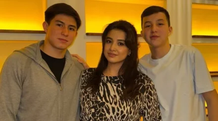 Семья поздравила Дастана Сатпаева с 18-летием