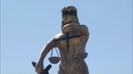 Қажылыққа апарамыз: 37 адамды алдаған алаяқтар сотталды