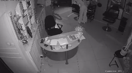  Қарағандыда өзі жұмыс істейтін сұлулық салонын тонаған қызметкер ұсталды 