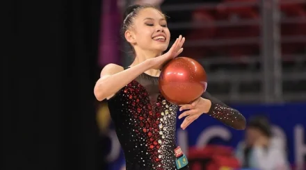 18-летняя Акмарал Ерекешева вышла сразу в три финала чемпионата мира