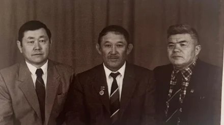   «Өліп қалған Шәмшіні көрсетемін сендерге!»: Ұлы композитордың жанында жүрген Әлімғазы Дәулетханның естелігі   
