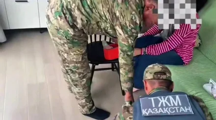 Туристка получила травму ноги на озере Кольсай
