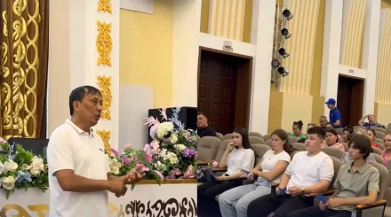 «Ак жол» обсудил с жителями города Абай приоритеты предвыборной программы