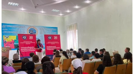 ЖСДП кандидаты Шідертідегі су шаруашылығы мамандарының мәселесін тыңдады