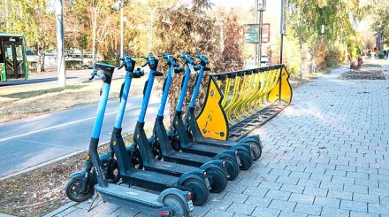 Алматы полициясы рейд кезінде 298 самокатты арнайы тұраққа қойды