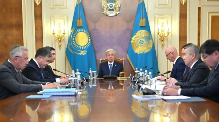 Тоқаев ұлттық экономиканы дамыту және бюджетті жоспарлау мәселелері жөнінде кеңес өткізді
