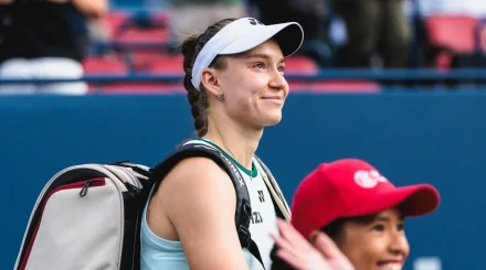 Рыбакина обошла Соболенко в чемпионской гонке WTA