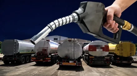 В России бензин остался только на 28% заправок