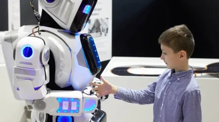 Еліміздің мектептерінде физика, химия және робототехникаға арналған 500 кабинет ашылады