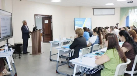   «Қазақ тілін оқыту әдістемесінің ортақ жүйесі» біліктілікті арттыру курсы басталды   