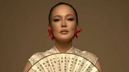   "Орамал тағып, сәлем саламын": Кәмшат Жолдыбаева келіндік өмірі туралы айтты (видео)   