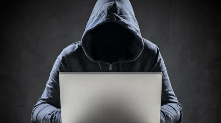Мошенники под видом сотрудников АФМ требовали 15 млн тенге у руководителя медорганизации