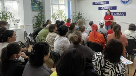 "Комфортный двор - безопасный город": ОСДП представила программу по развитию ЖКХ жителям Атырау