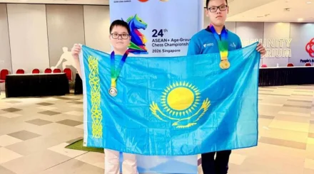  Ағайынды жас шахматшылар Азия чемпионы атанды 